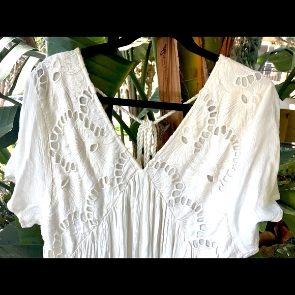 Rip Curl Off-white beautiful flowy cotton summer shorts sleeve dress. Sz M - Picture 3 of 6